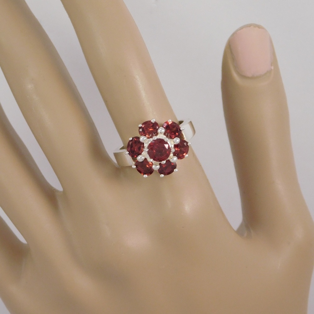 Retro Cz Ruby Sterling Silver Cluster Ring Sz.7 - image 3